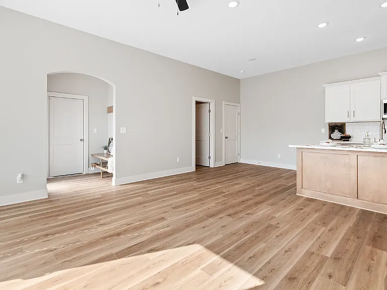 200 E Janet Ave — Photo 11