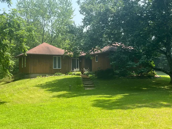 4707 Sylvan Rd, Grass Lake, MI 49240