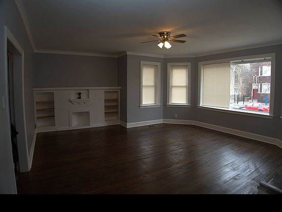 5th image of 7928 S Hermitage Ave #1