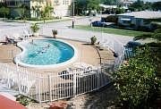 5th image of 901 NE 16th Ave APT 18