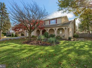 63 S Hampton Dr, Reading, PA 19610