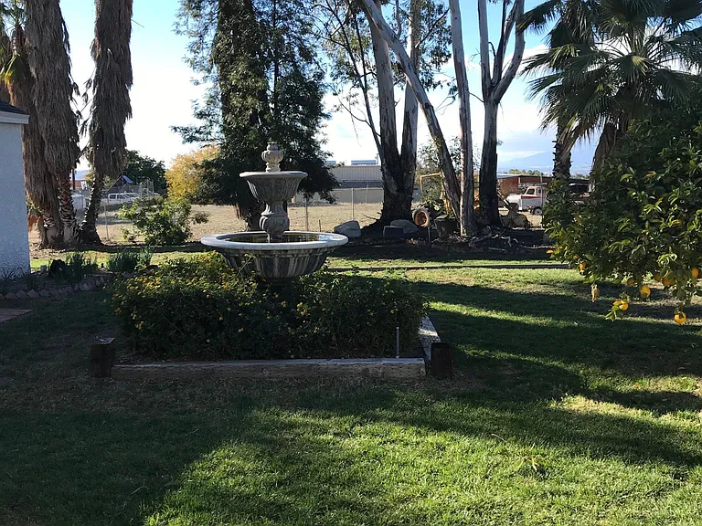 1321 Sapphire Ave — Photo 35
