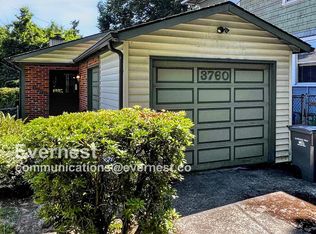 3760 SE Stark St, Portland, OR 97214