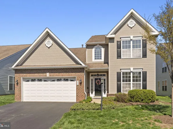 765 Village Ave, Collegeville, PA 19426