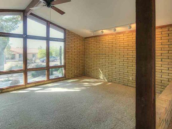 4th image of 17318 E Caliente Dr