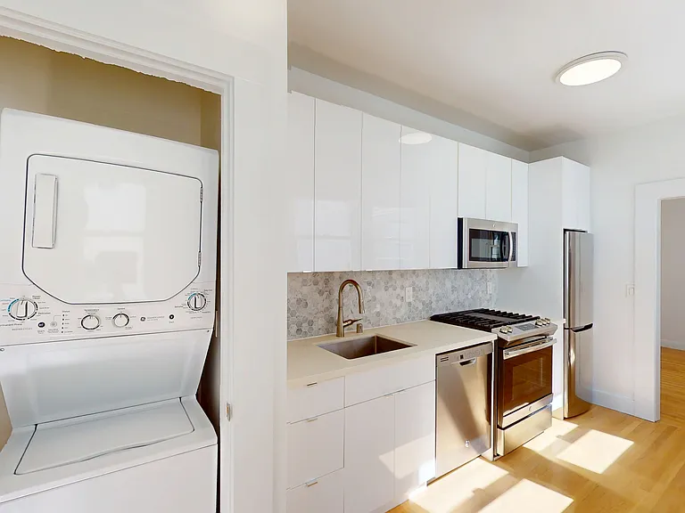 254 Ivy St #7 — Photo 6