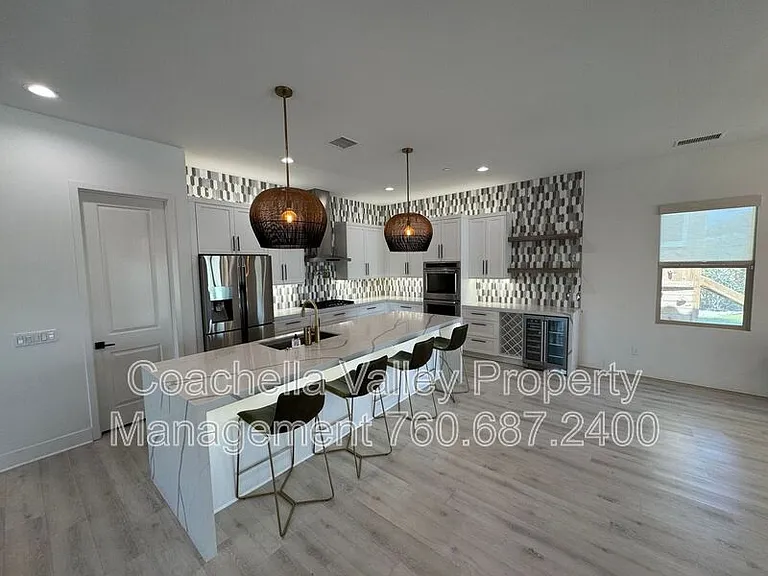 74635 Tesla Dr — Photo 14