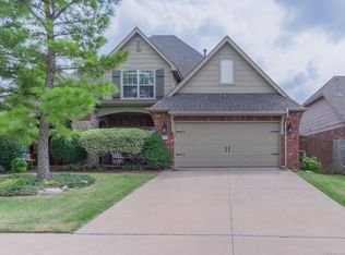 919 W Elmira St, Broken Arrow, OK 74012