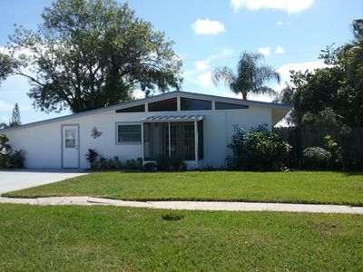 2247 Laden Rd, Melbourne, FL, 32935