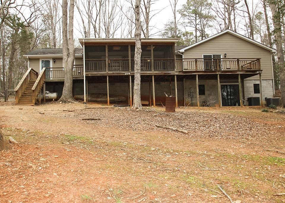 1st image of 716 Saint Tammany Dr