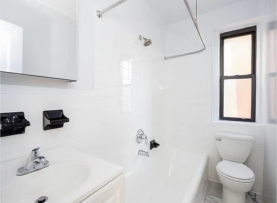 Rented by City Connections Realty | media 14