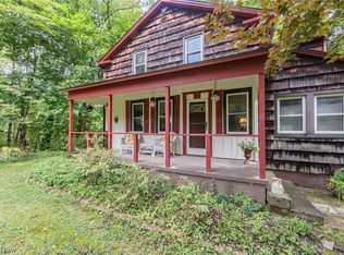 2085 Stine Rd, Peninsula, OH 44264