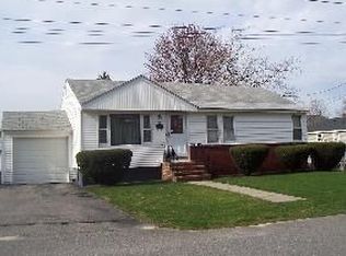 26 Linda Ave, Methuen, MA 01844