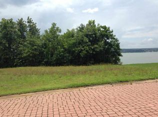 4 Shipwatch Pointe Dr, Savannah, TN 38372