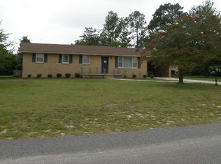 1117 Pineneedle Rd, Hartsville, SC 29550