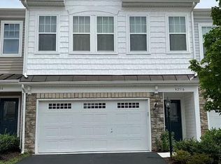 42516 Benfold Sq, Ashburn, VA 20148