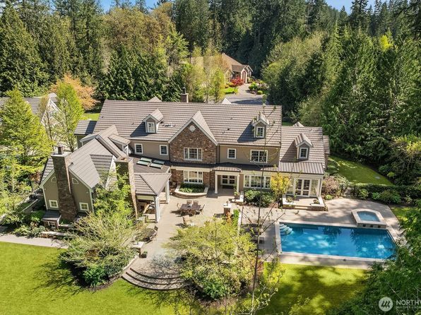 2045 250th Place NE, Sammamish, WA 98074