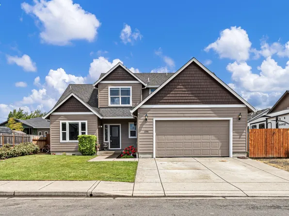 1204 Creswood Dr, Creswell, OR 97426