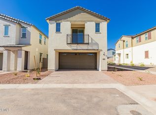 2454 W Maximo Way, Phoenix, AZ 85085