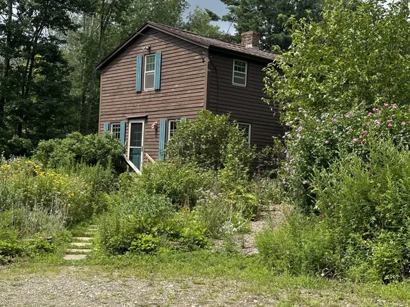 35 Leverett Rd, Shutesbury, MA 01072