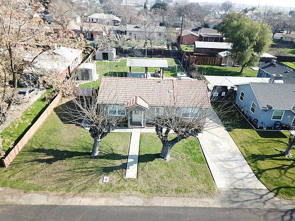 4th image of 9921 Coast Ave