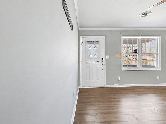 5th image of 96 Conley Dr