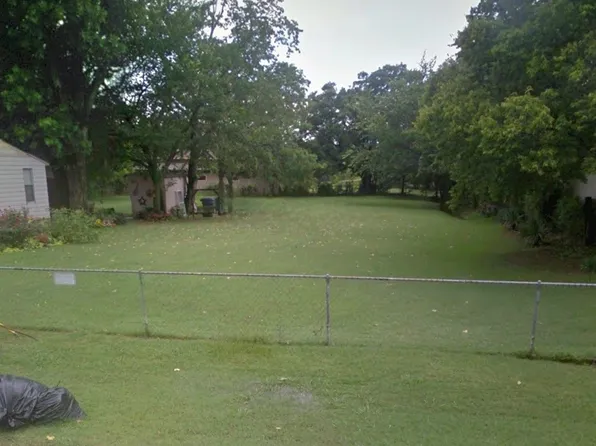 701 Angus Dr, Dallas, TX 75217