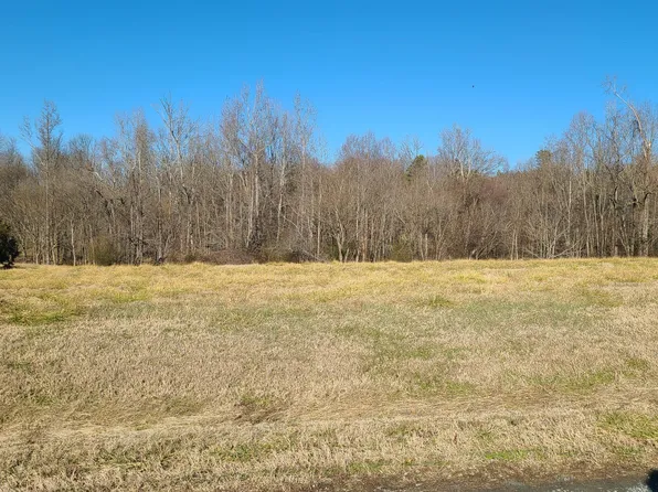 2 Wood Meadows Rd, Staley, NC 27355