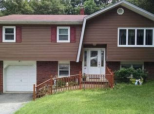 335 Dupont Ave, Hopatcong, NJ 07843