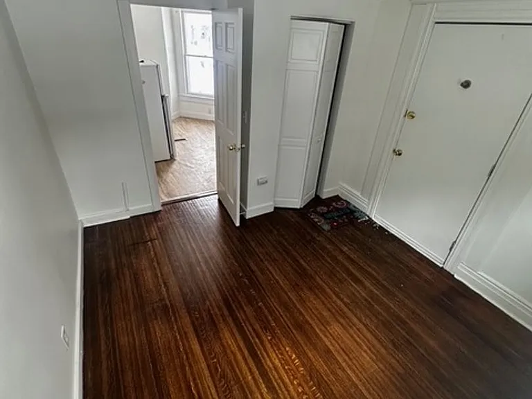 51 Alliance Ave — Photo 9