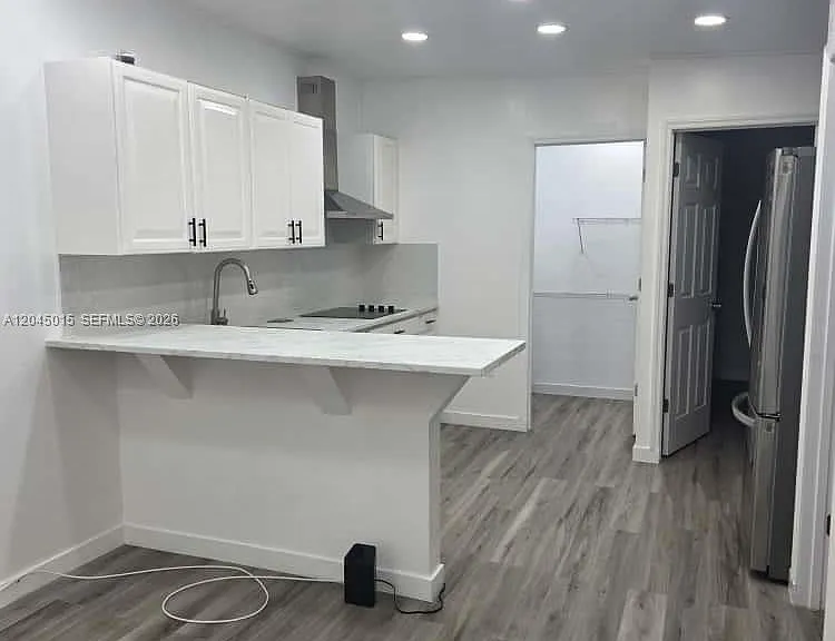 23 Miami Gardens Rd — Photo 3