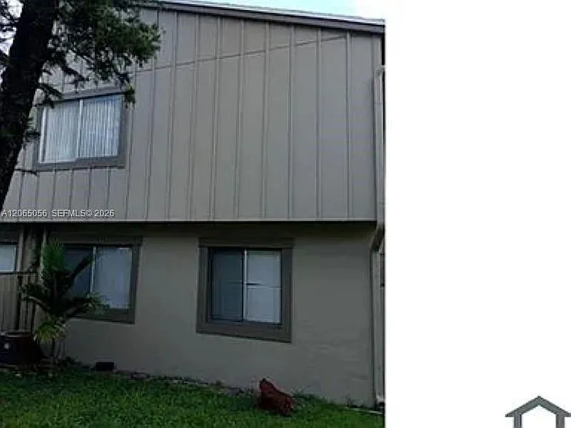 2219 NW 56th Ave #2-B