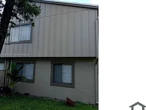 2219 NW 56th Ave #2-B Photo 1