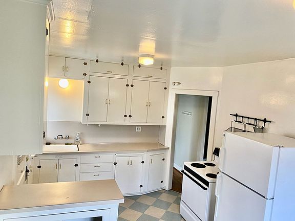5th image of 1032-1042 SE 45th Ave #1032