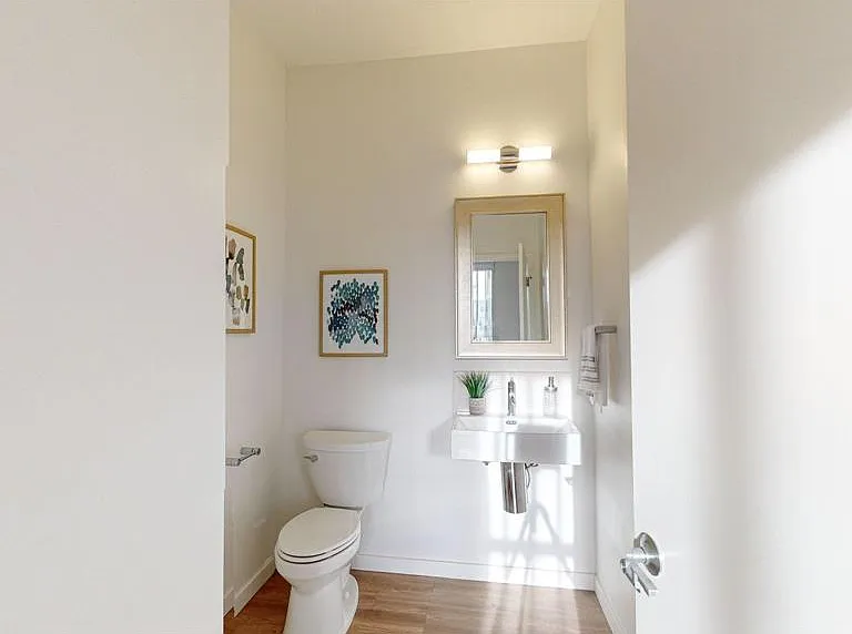 9 West Dr — Photo 22