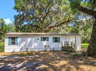 38831 Emeralda Island Rd, Leesburg, FL 34788