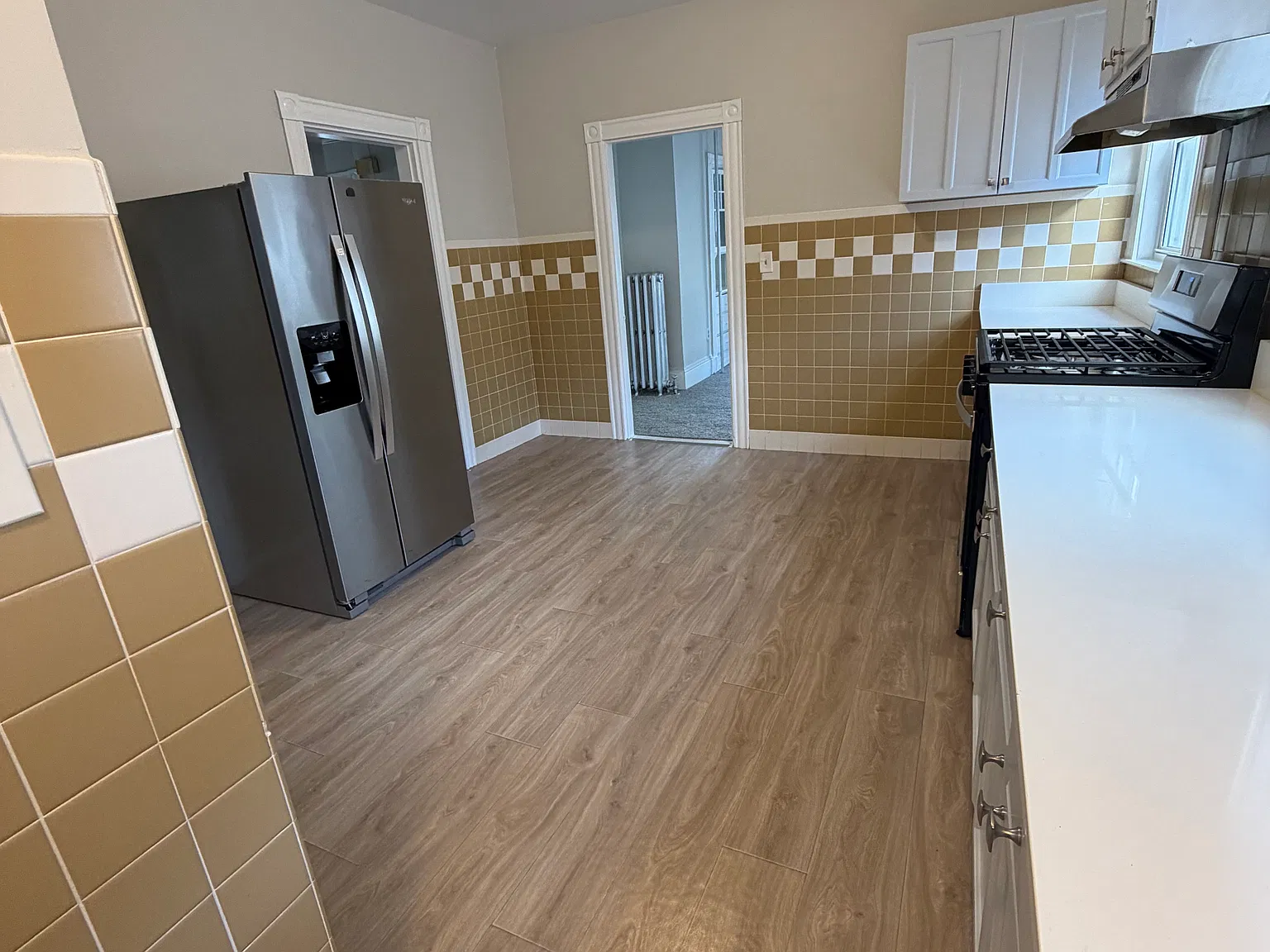 3 bed, 1250 sqft, $2,800 — Photo 2