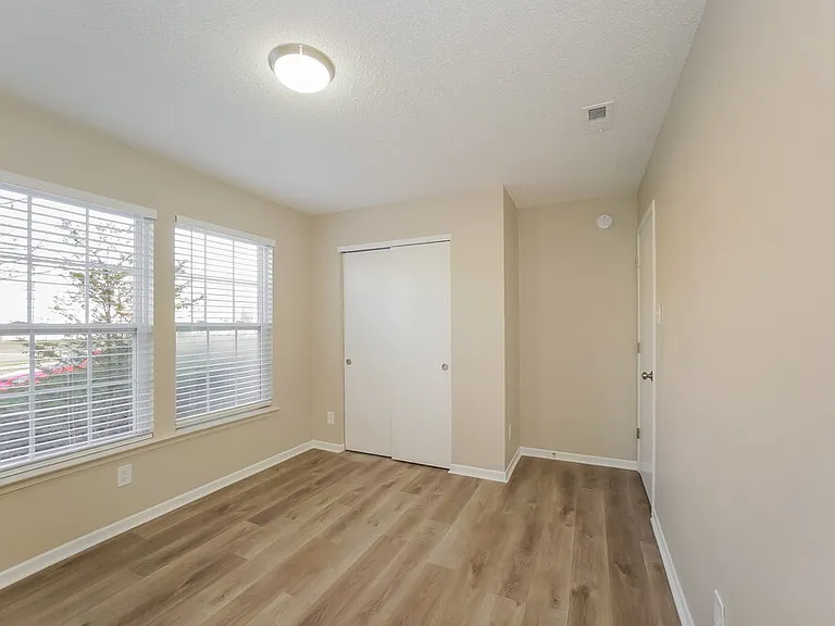 10387 Fairmont Ln — Photo 13