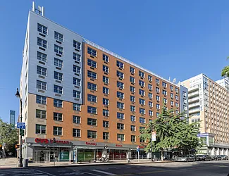 Rented by Red Apple Group