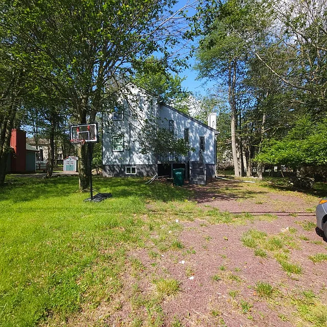 1208 Country Place Dr photo 1
