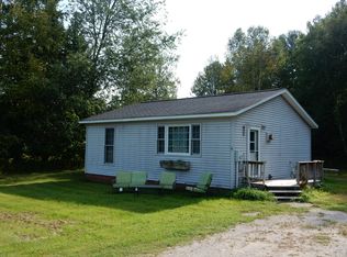 2280 River Rd, Gulliver, MI 49840