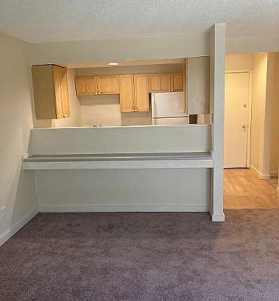 2nd image of 2707 Valmont Rd APT 203C