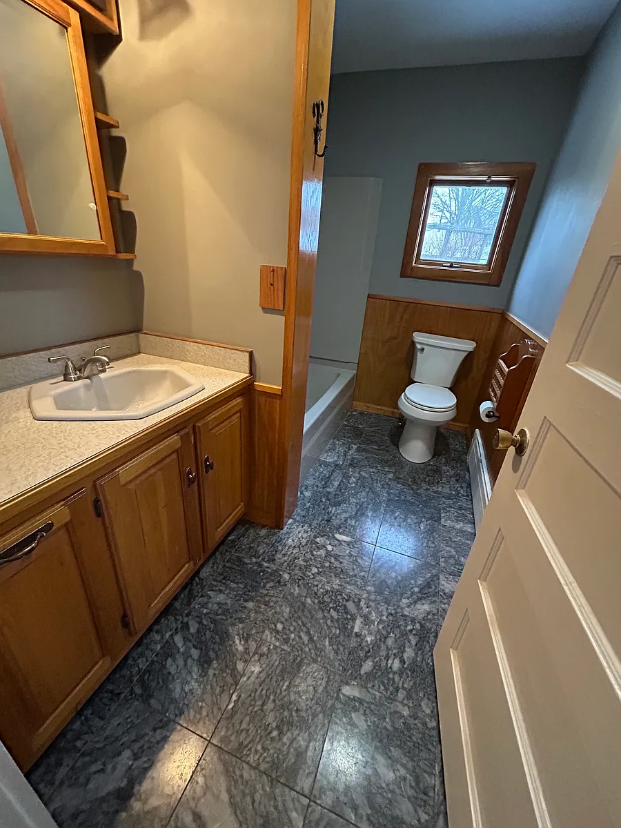 Building Photo - 46 Hambly St #1