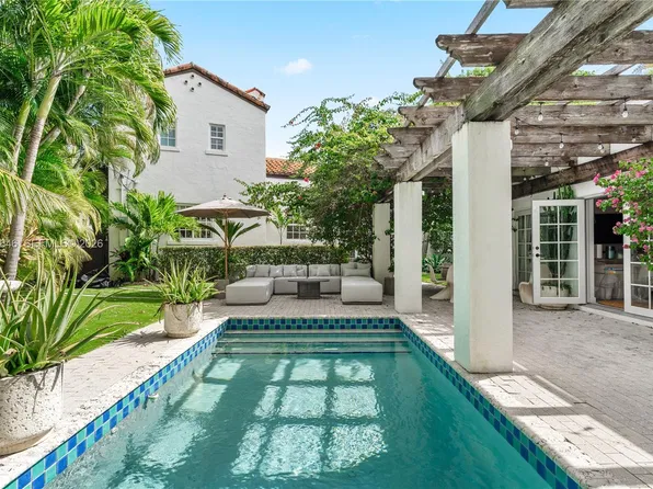 4108 Palmarito St, Coral Gables, FL 33146