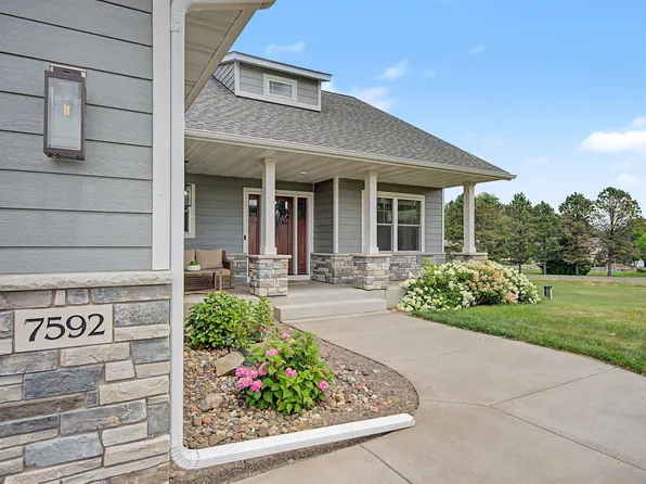 7592 255th St, Wyoming, MN 55092