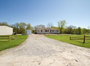 25 Margaret Dr, Moscow Mills, MO 63362