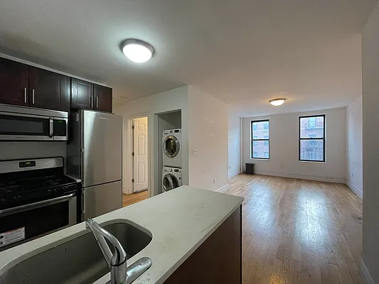 Rented by Hillel Realty Group | media 13