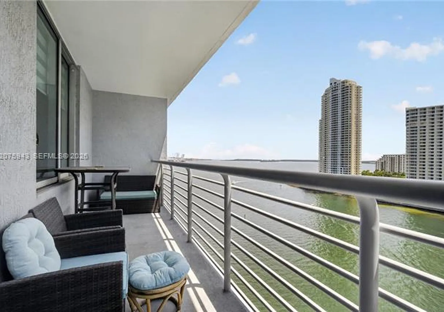 335 S Biscayne Blvd cu-1503, Miami, FL 33131 — Photo 3