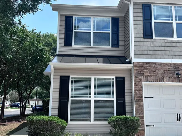 2001 Chancellor Pl, Raleigh, NC 27603
