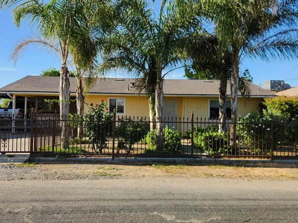 14076 Walnut St, Armona, CA 93202